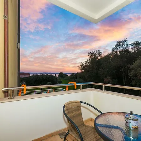 Sun Apartment